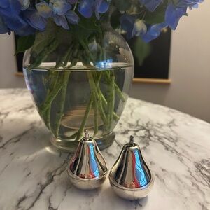 Silver Toned Pear Shaped Salt and Pepper Shaker